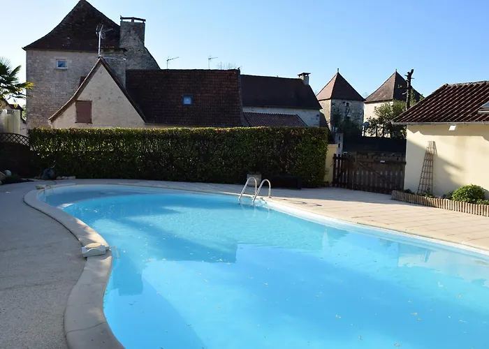 Le Petit Relais Hotel Calès