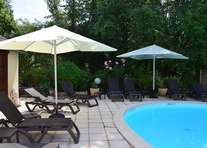 Le Petit Relais Hotel